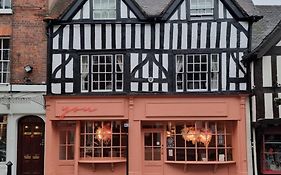 Cosy Corner - Town Centre Flat With Free Nearby Parking